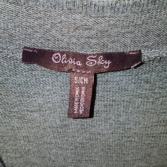 Olivia Sky Cozy Convertible Sleeveless Cardigan - Picture 5 of 6